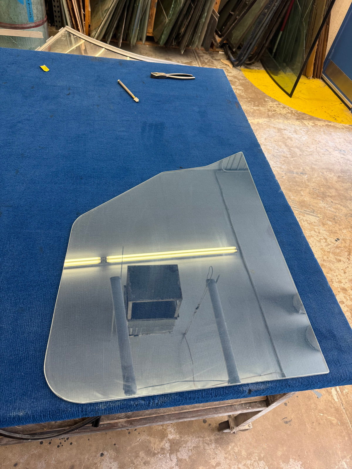 CAT 725 / 730 / 735 / 740 / 745 Left Rear Cab Window Glass